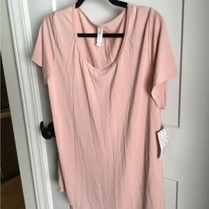 LuLaRoe Light Pink Short Sleeve Tee